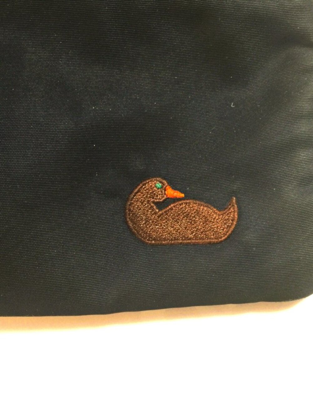 DOONEY AND BOURKE FABRIC CROSSBODY-NWOT - Picture 3 of 4